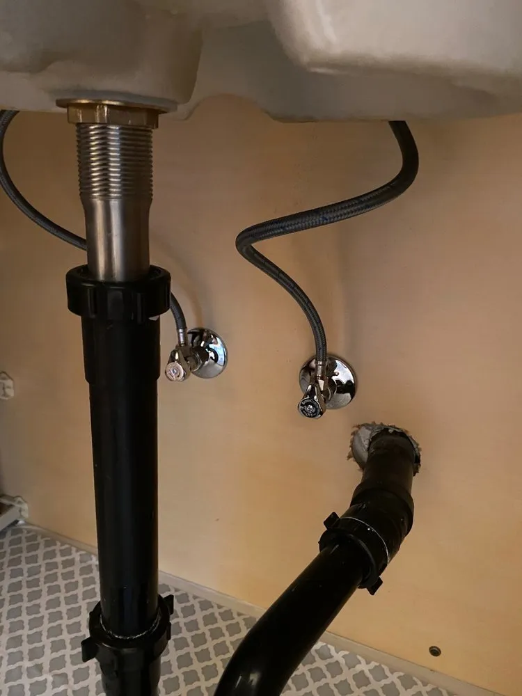 Slide of Fuentes Plumbing & Drain