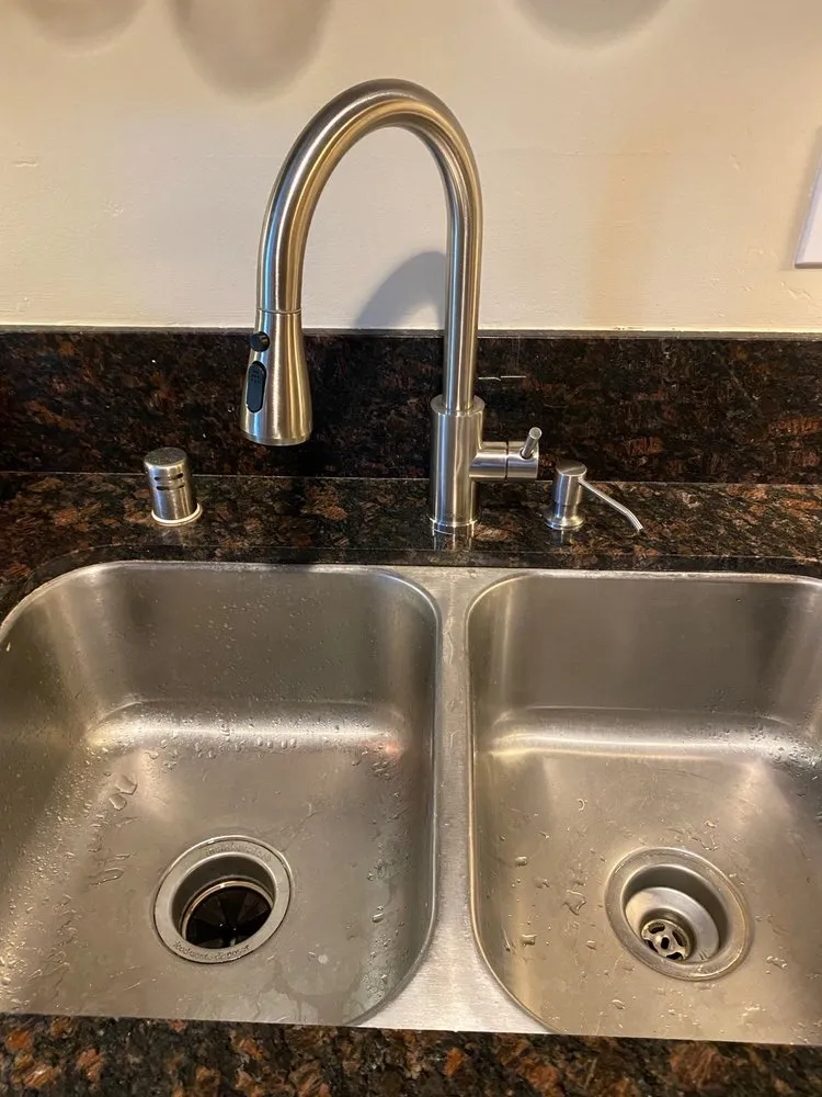 Slide of Fuentes Plumbing & Drain