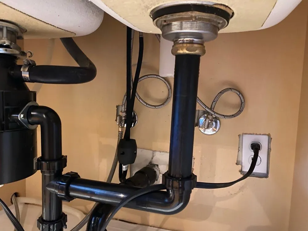 Slide of Fuentes Plumbing & Drain