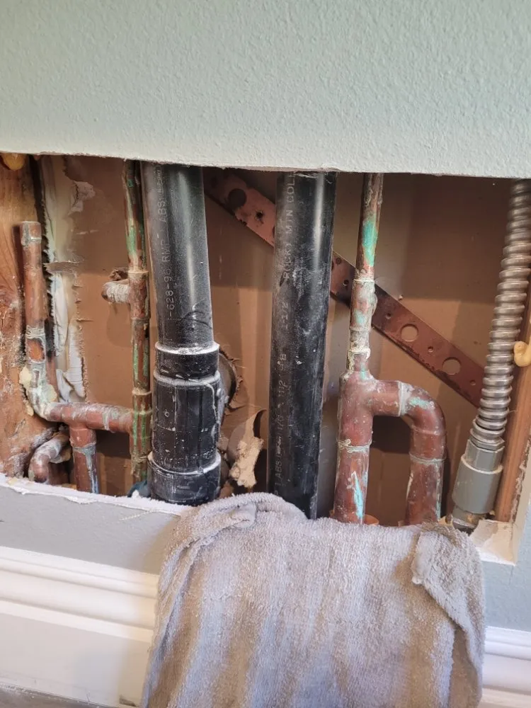 Reliable drain cleaning service in Santa Ana, CA - Full Flow Plumbing Services