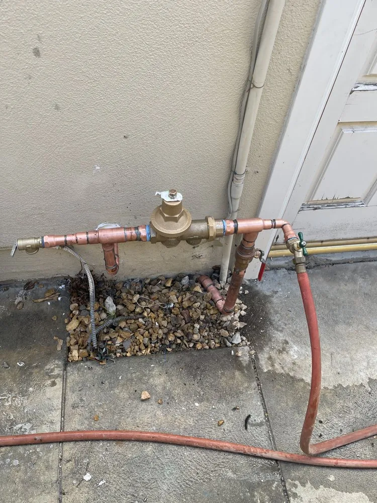 Affordable pipe repair in San Fernando Valley, CA by Full House Plumbing