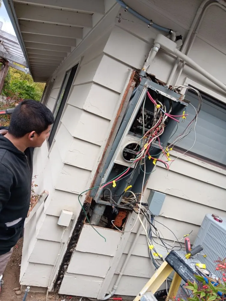 Slide of F&V Electrical and Remodeling