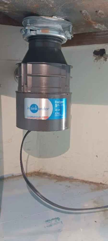 Slide of F&W Plumbing Services And Repairs