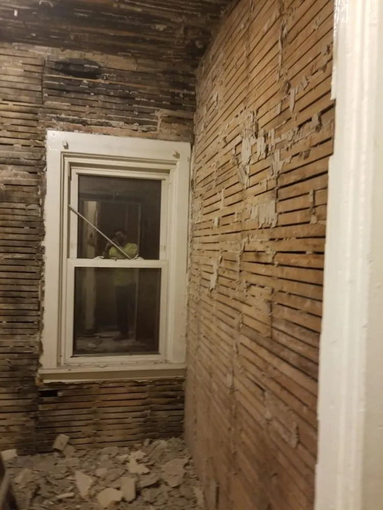 Slide of G & G Construction