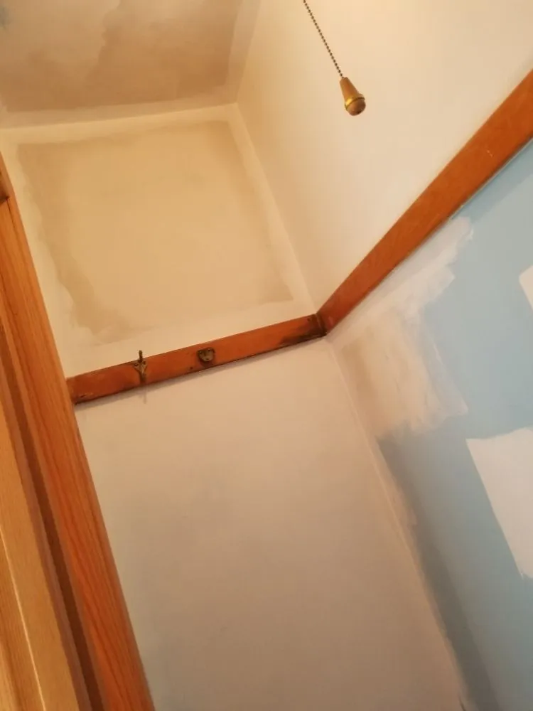 Slide of G & G Construction