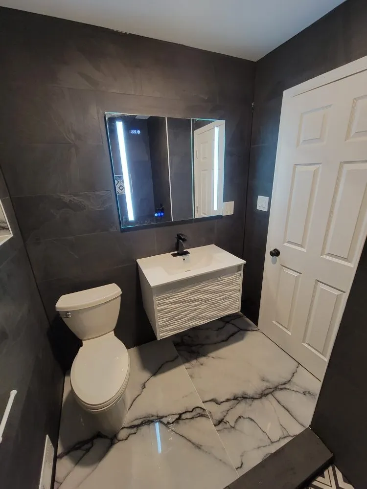 Slide of G & G Construction