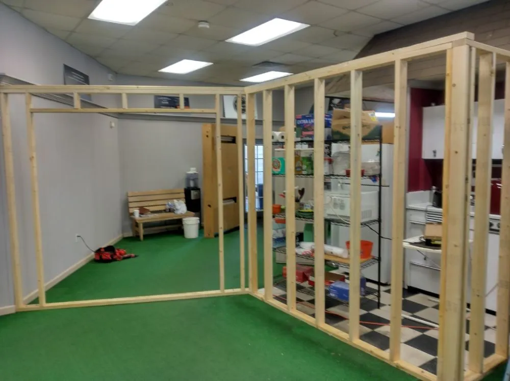 Slide of G & G Construction