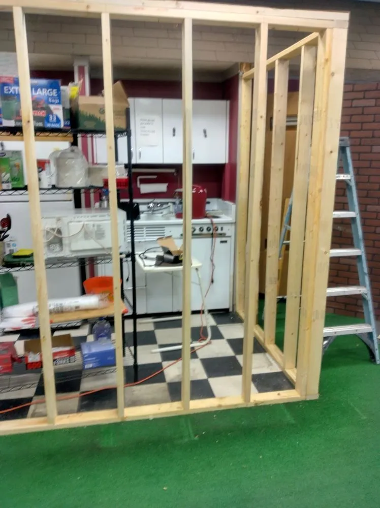 Slide of G & G Construction