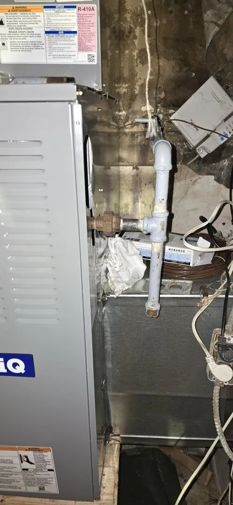 Slide of G & J Contractor