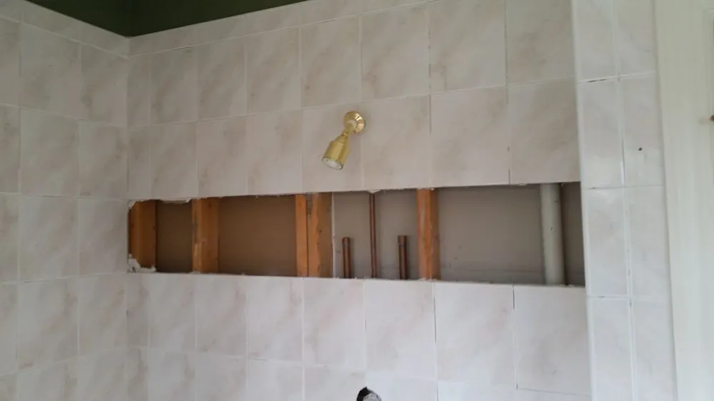 Slide of G & L Home Improvement