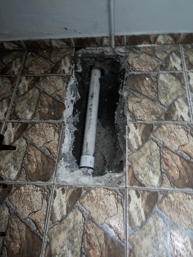 Slide of G & L plumbing of Miami-dade