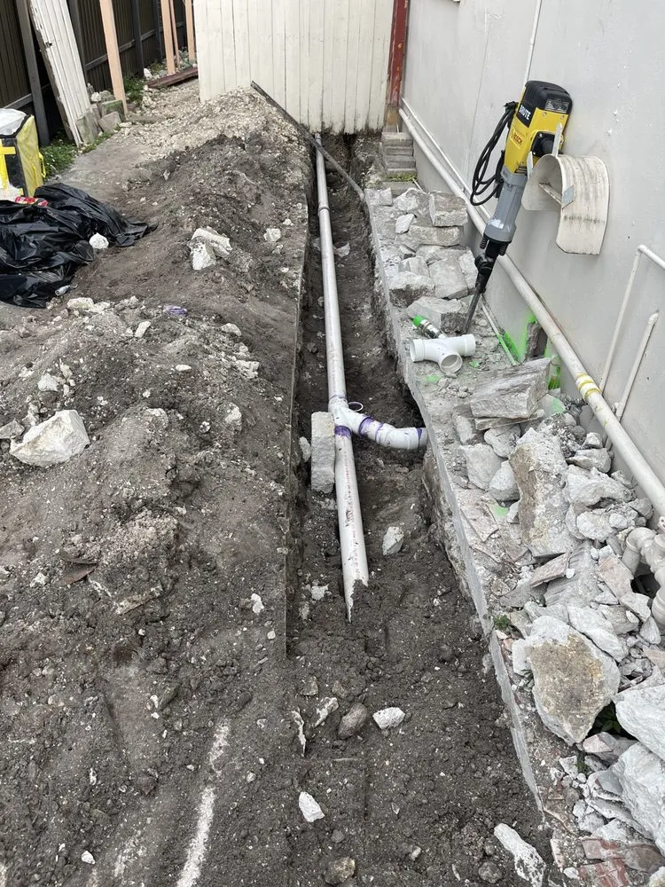 Slide of G & L plumbing of Miami-dade