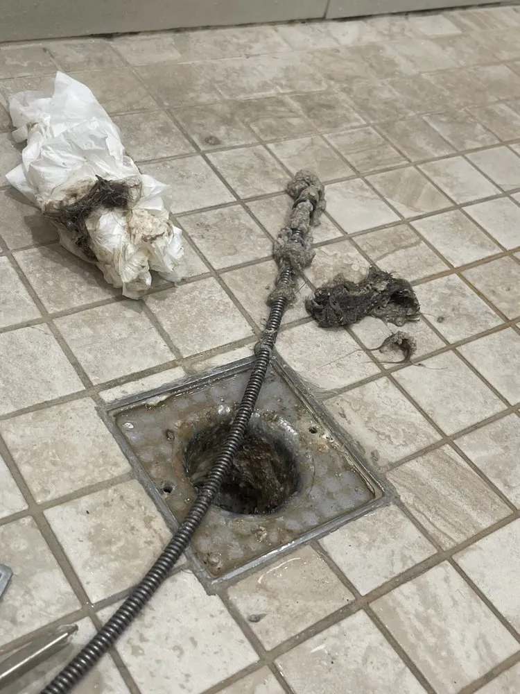 Slide of G & L plumbing of Miami-dade