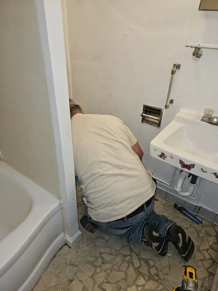 Slide of G & M Plumbing