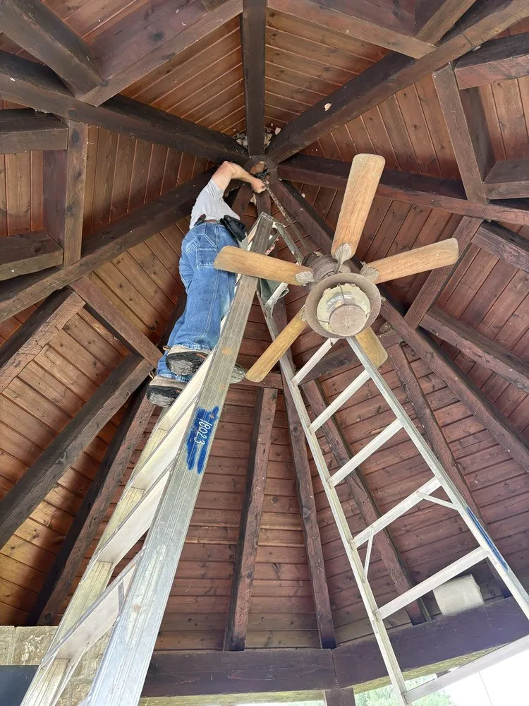 Slide of G & R Handyman Services