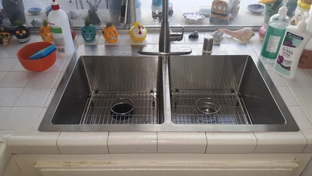 Slide of G D Robinson Plumbing