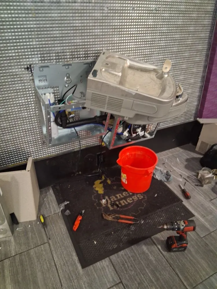 Quality pipe repair in Norfolk, VA by G K Handyman Services