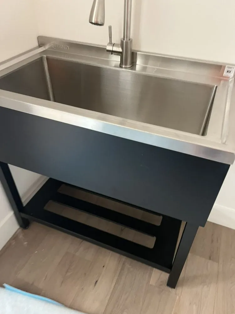 Slide of G-Perez Plumbing