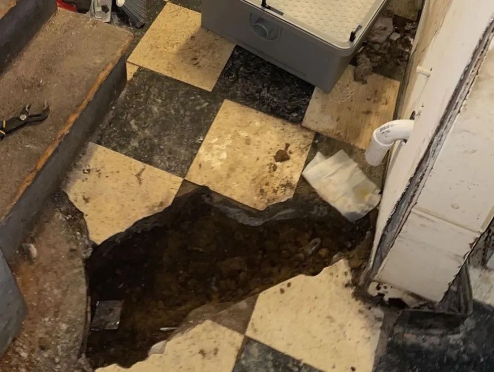 Slide of G-Tech Plumbing