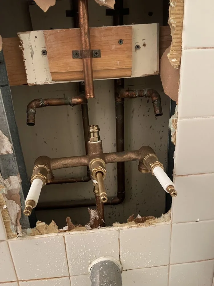 Slide of G2 Home Services