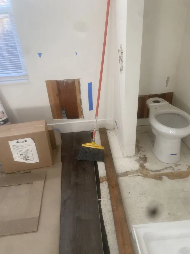 Slide of Gabriel Luna Plumbing Service