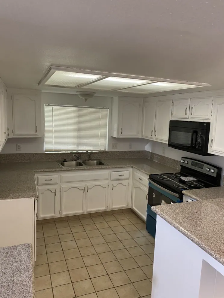 Slide of Gabriel Mariscal General Contractor