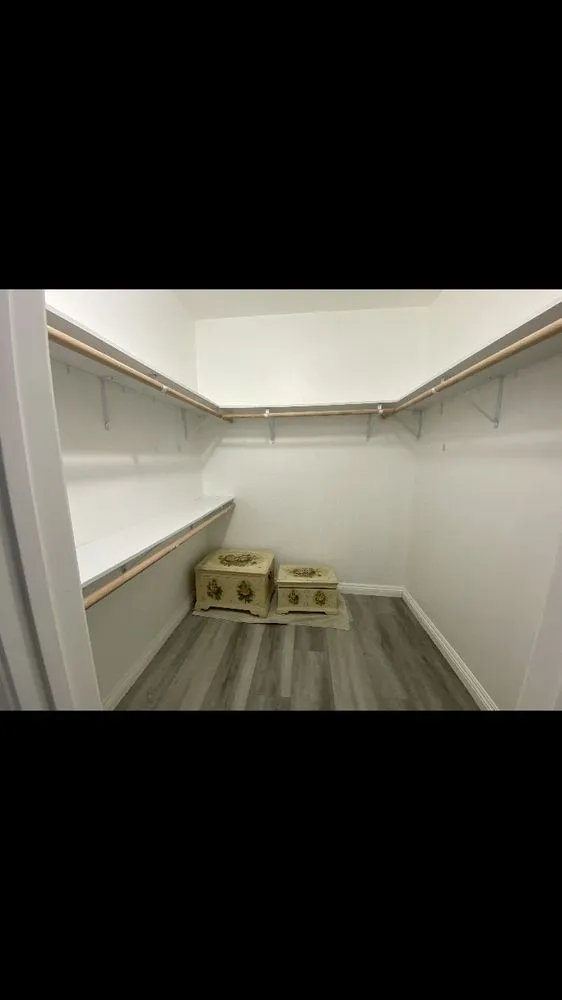 Slide of Galindo Crown