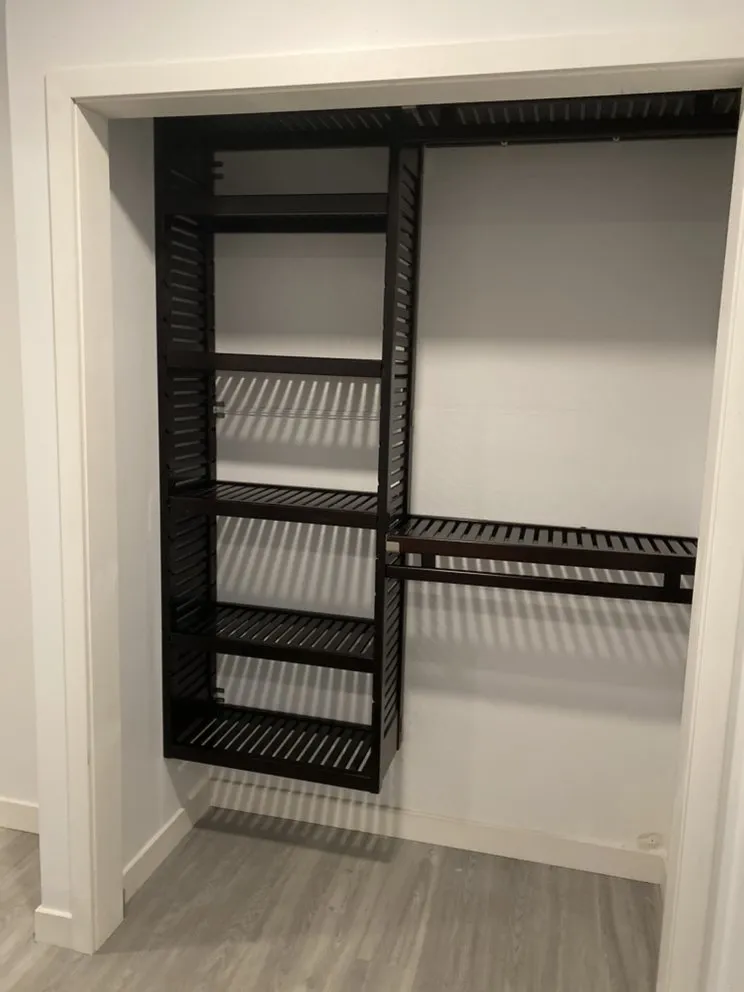 Slide of Galindo Crown