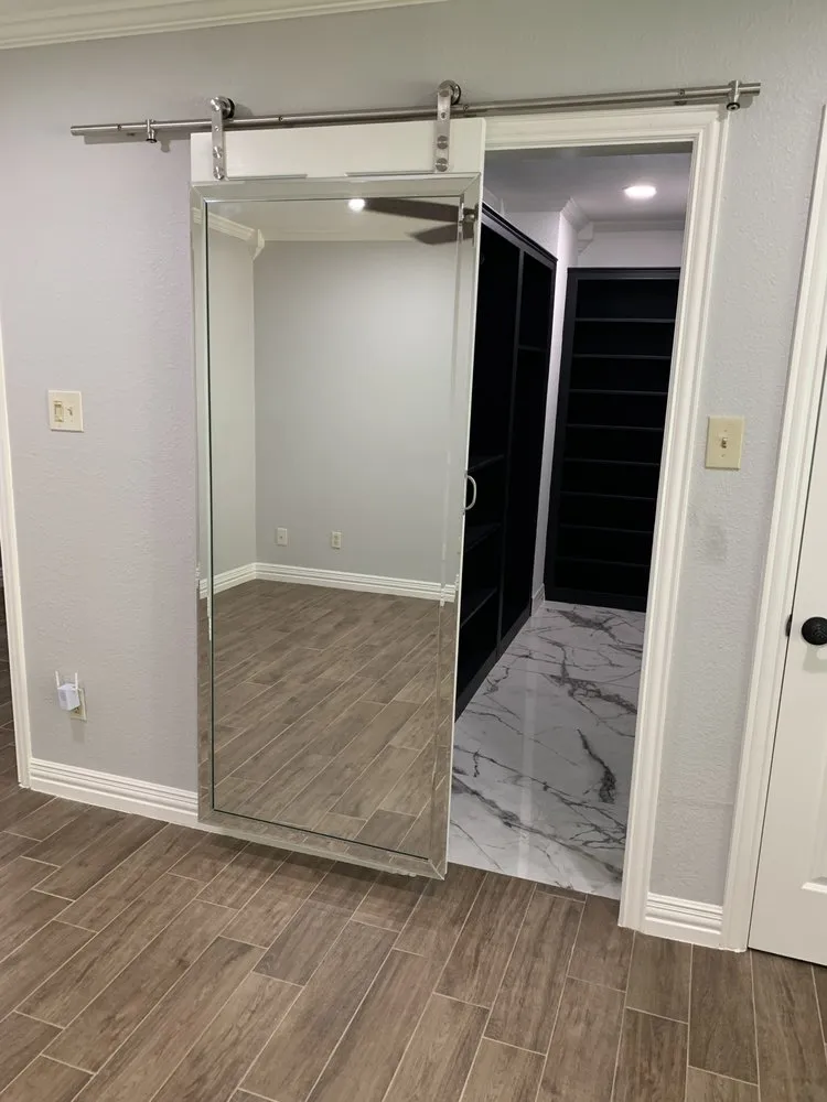 Slide of Gallegos painting and remodeling