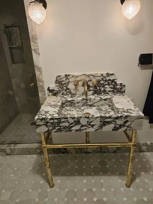 Gallion piping and heating