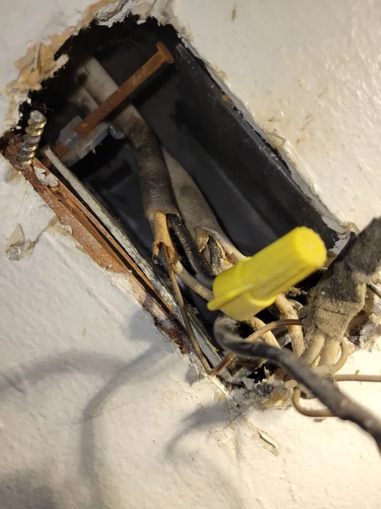 Slide of Gallo's Handyman