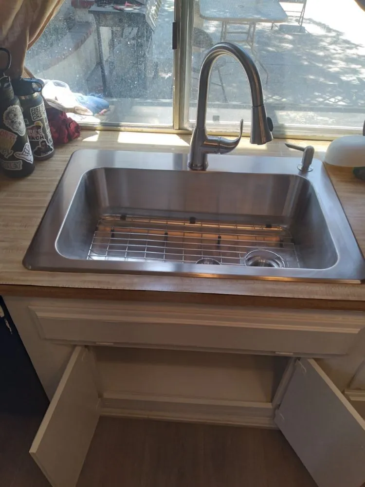 Reliable leak detection for homes in Corona, CA by Garbage Disposal Corona Service