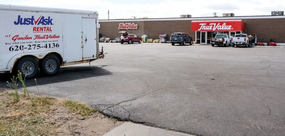 Slide of Garden True Value