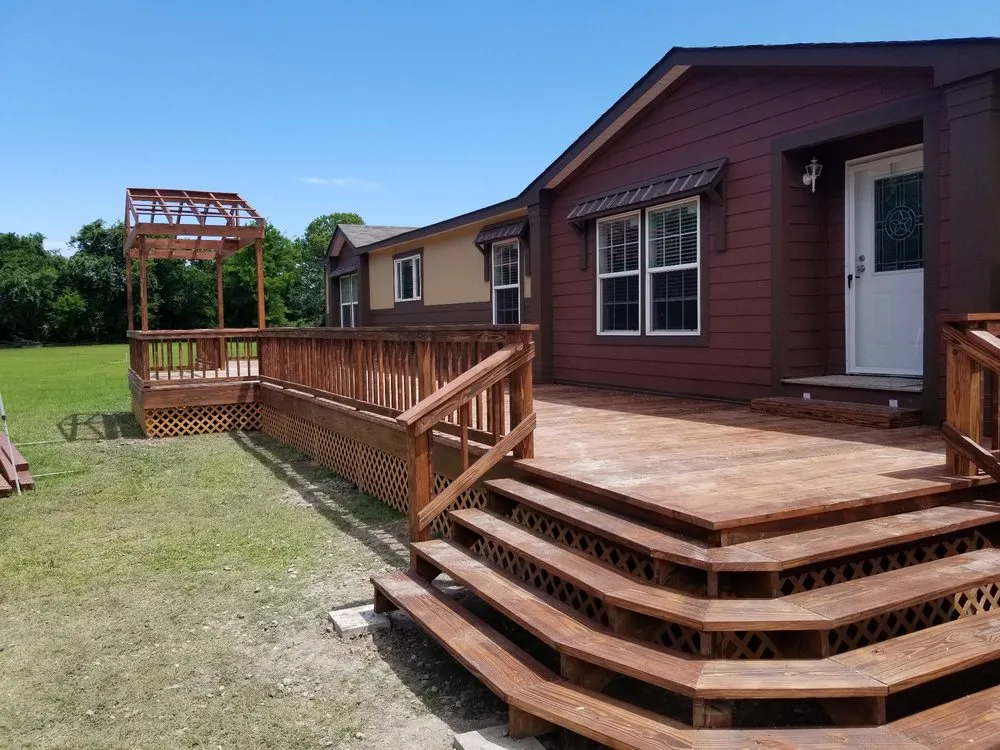 Slide of Gardenhire Construction