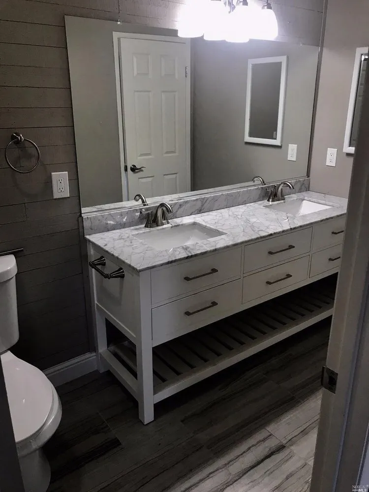 Slide of Gardenhire Construction