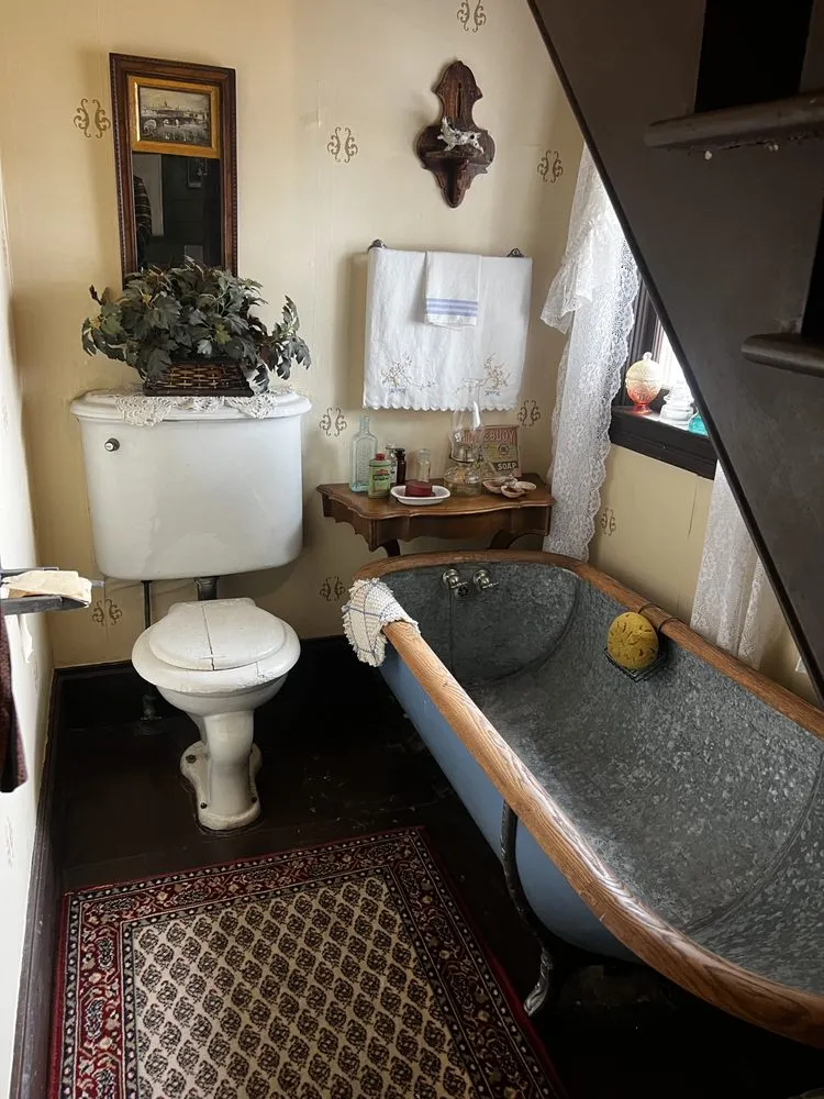 Slide of Gary's Plumbing