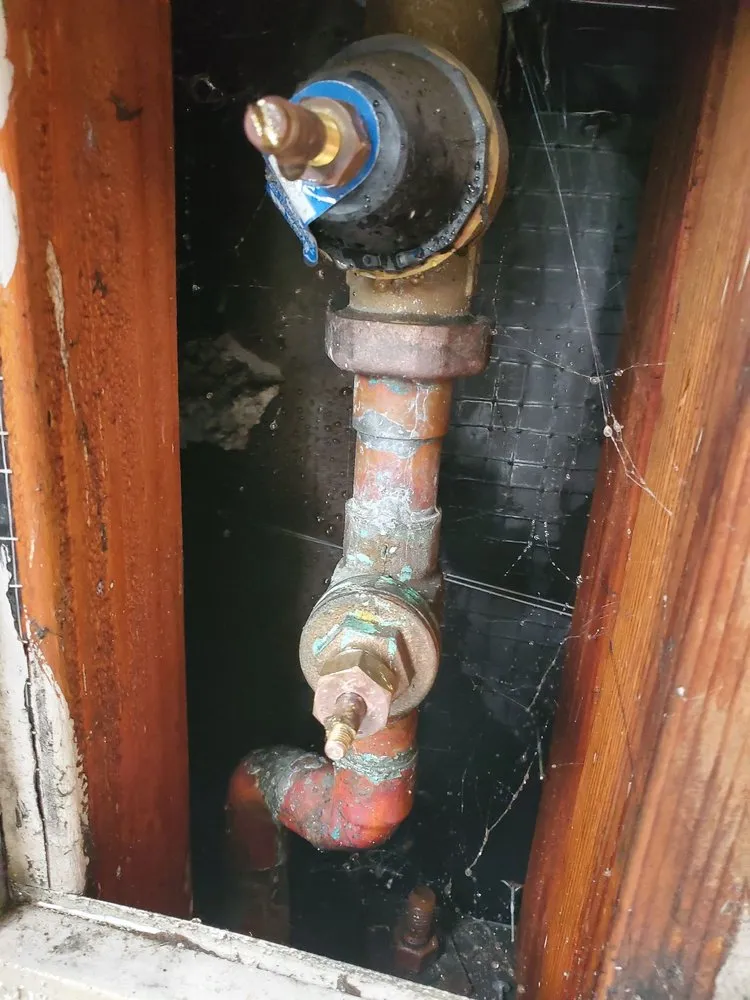 Slide of Gary's Plumbing