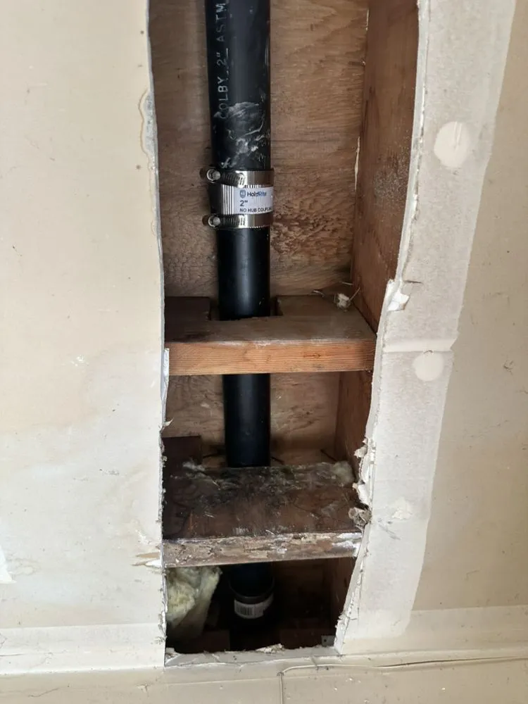 Slide of Garza Brothers Plumbing