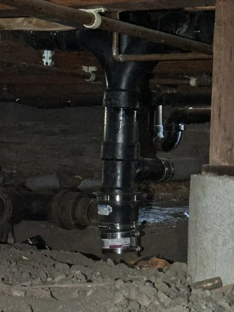 Slide of Garza Brothers Plumbing