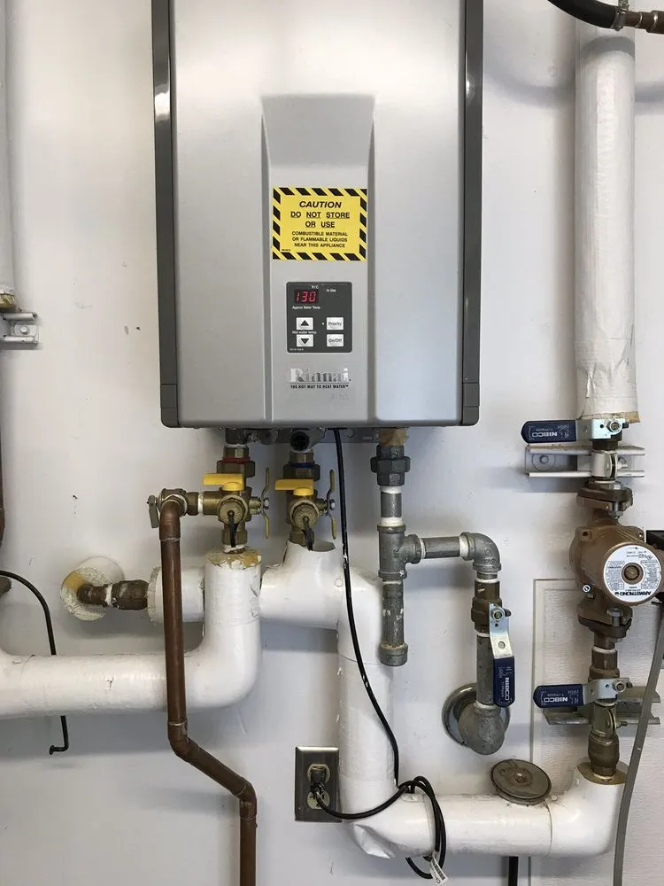 Slide of Garza Plumbing & Building Contractor