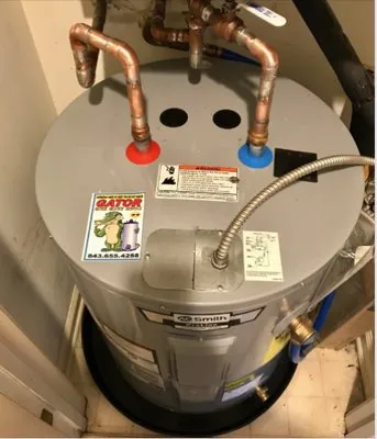 Gator Water Heater Service Logo