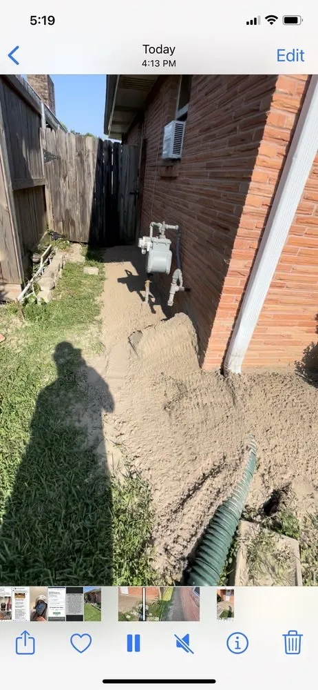 Slide of Gators Sand Pumping