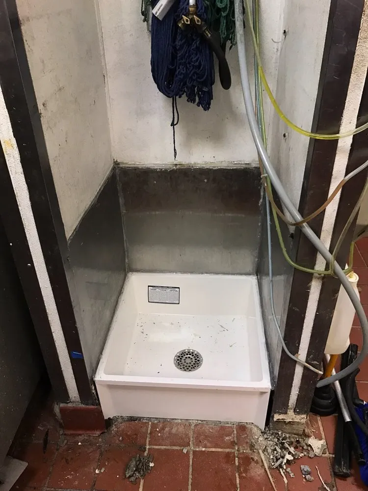 Slide of G&B Services