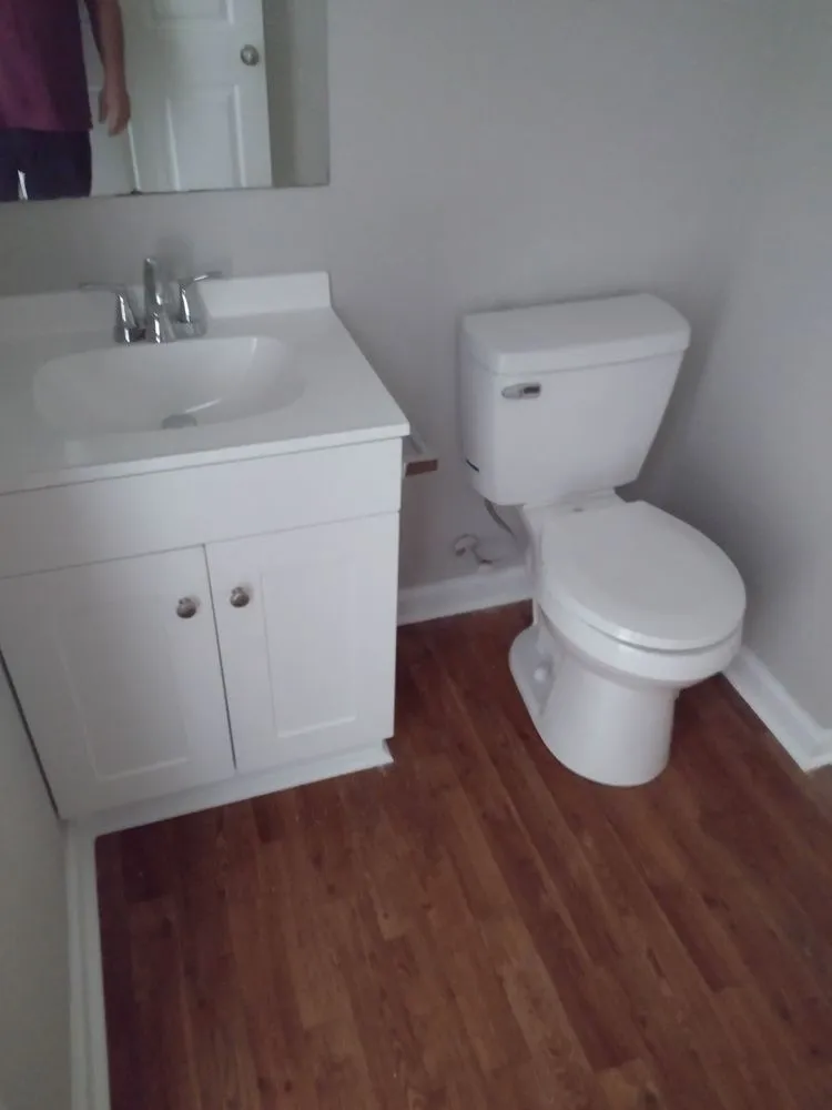 Slide of G&C Plumbing Service Repair