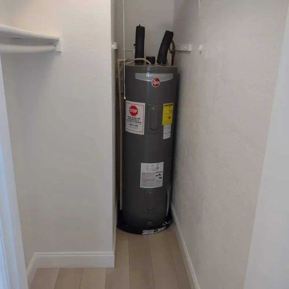 Slide of G&D Contractors