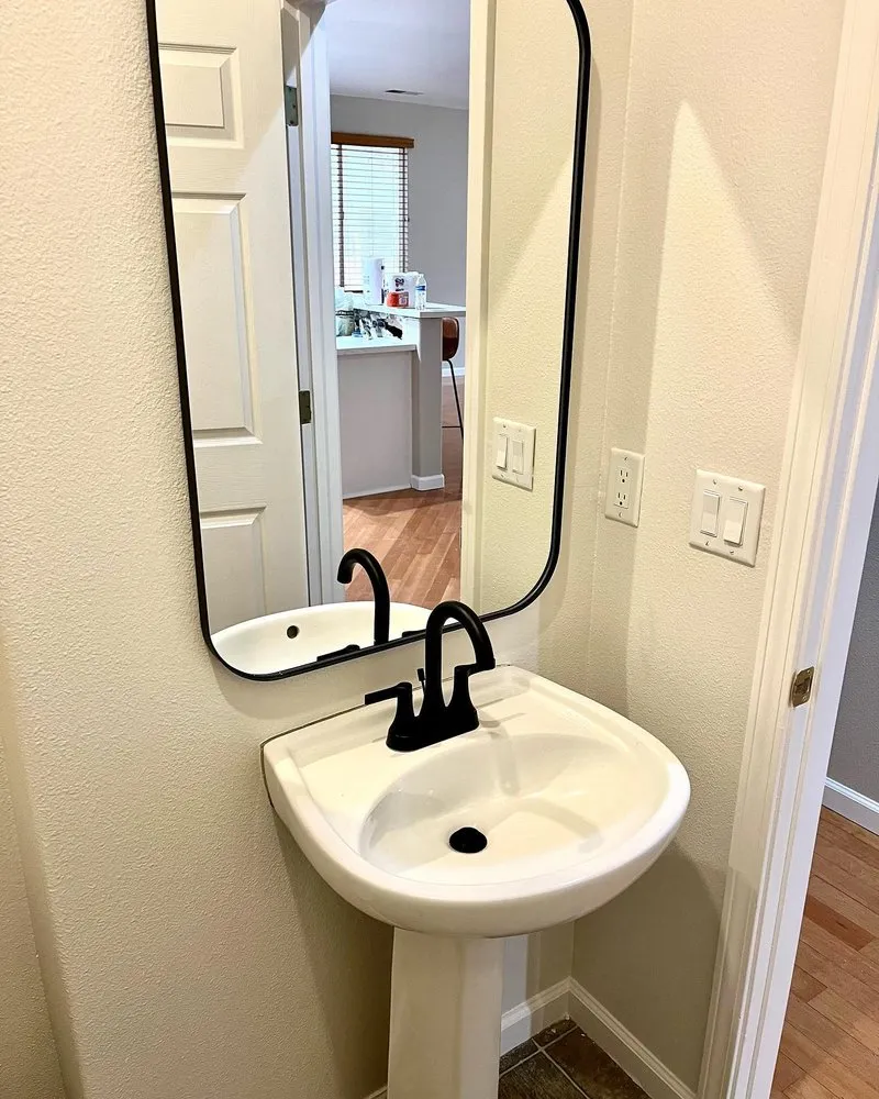 Slide of GD Handyman