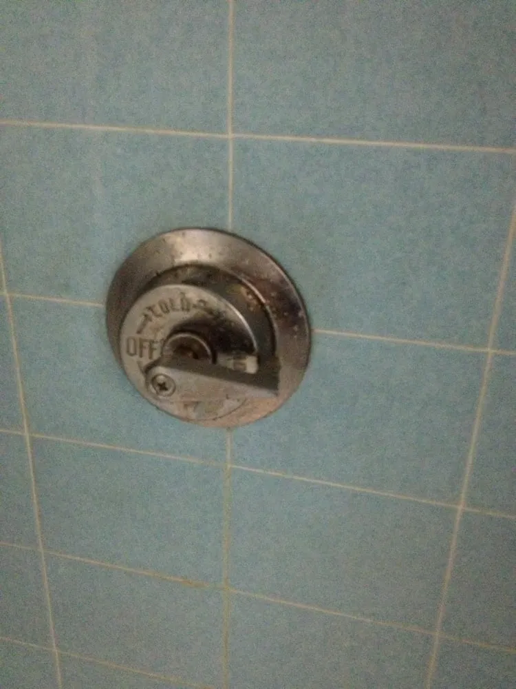 Slide of General Builders Supply