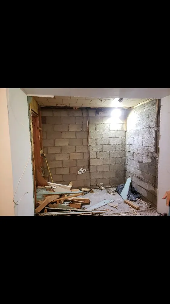 Slide of Geno's Plumbing