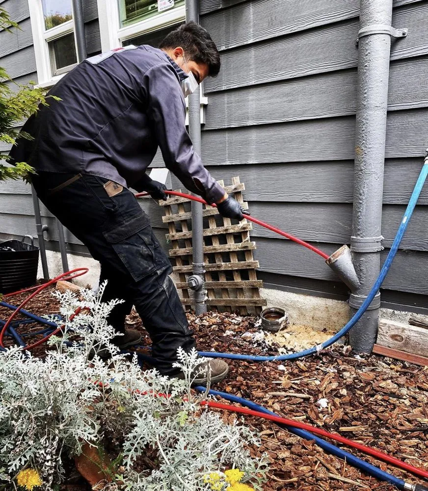 Slide of Genteel Plumbers