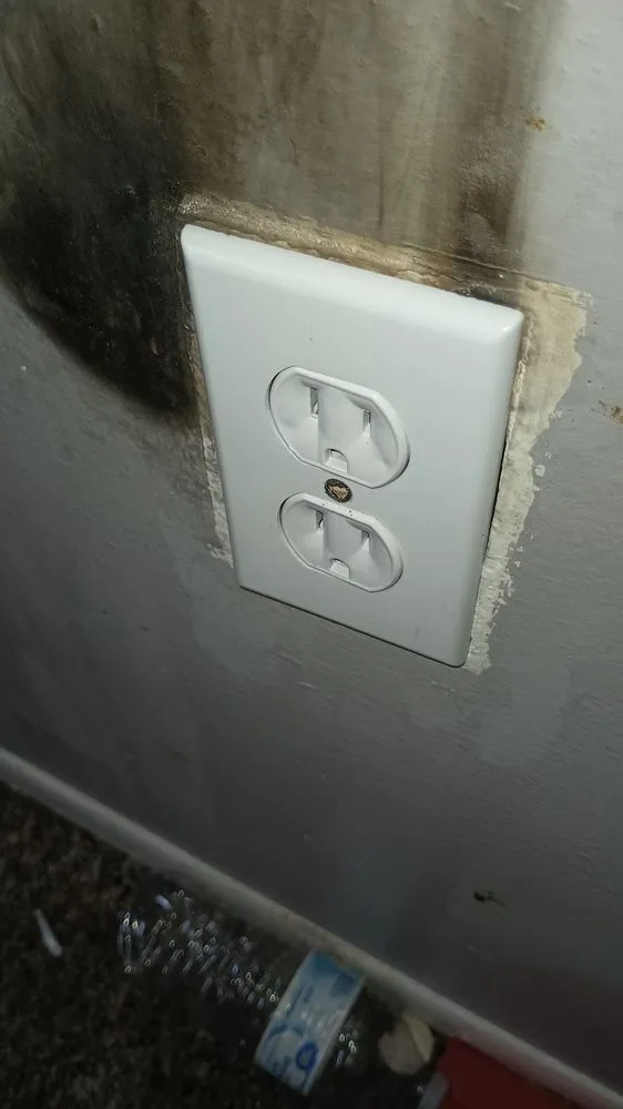 Slide of Gentleman's Remodeling